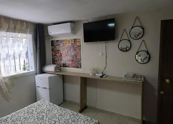 Happy Travellers Renovated 테살로니키