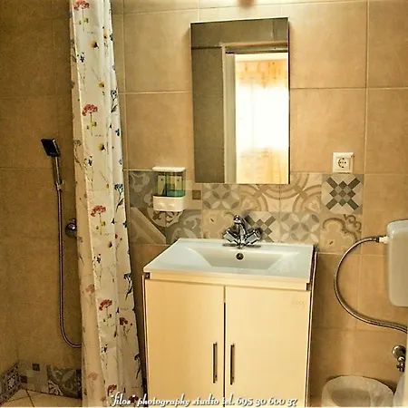 Happy Travellers Renovated Daire Selanik