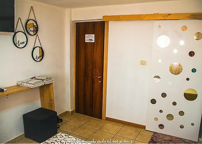 Happy Travellers Renovated
