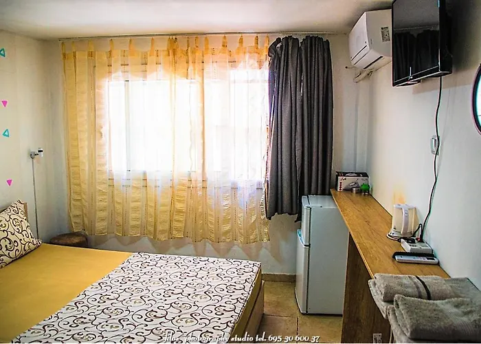 Happy Travellers Renovated * 塞萨洛尼基