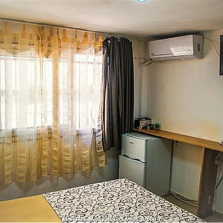 Happy Travellers Renovated *